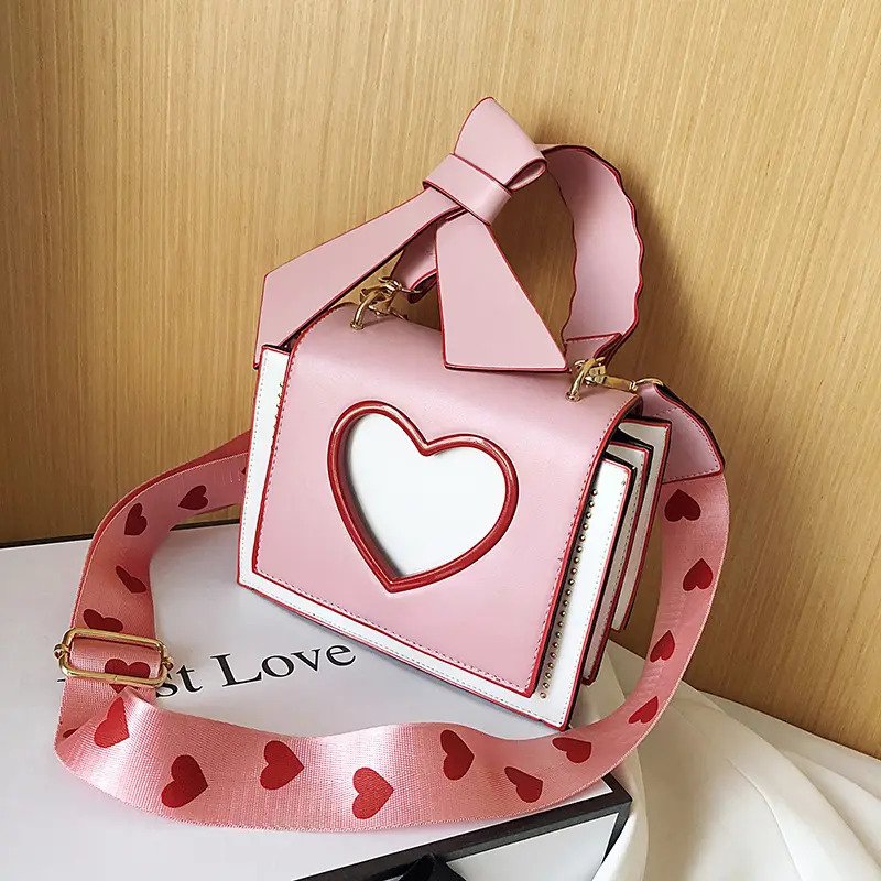Luxury Women's Heart-Shaped Wild Strap Handbag and Crossbody